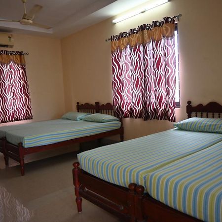 Alapatt Homestay Alappuzha Bagian luar foto